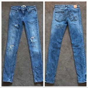 Zara Distressed Ankle Zip Jeans